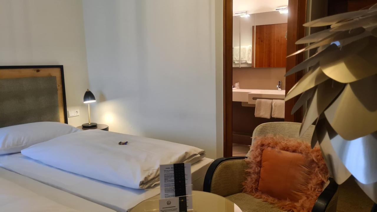 Hotel Lechnerhof Unterfoehring Ngoại thất bức ảnh