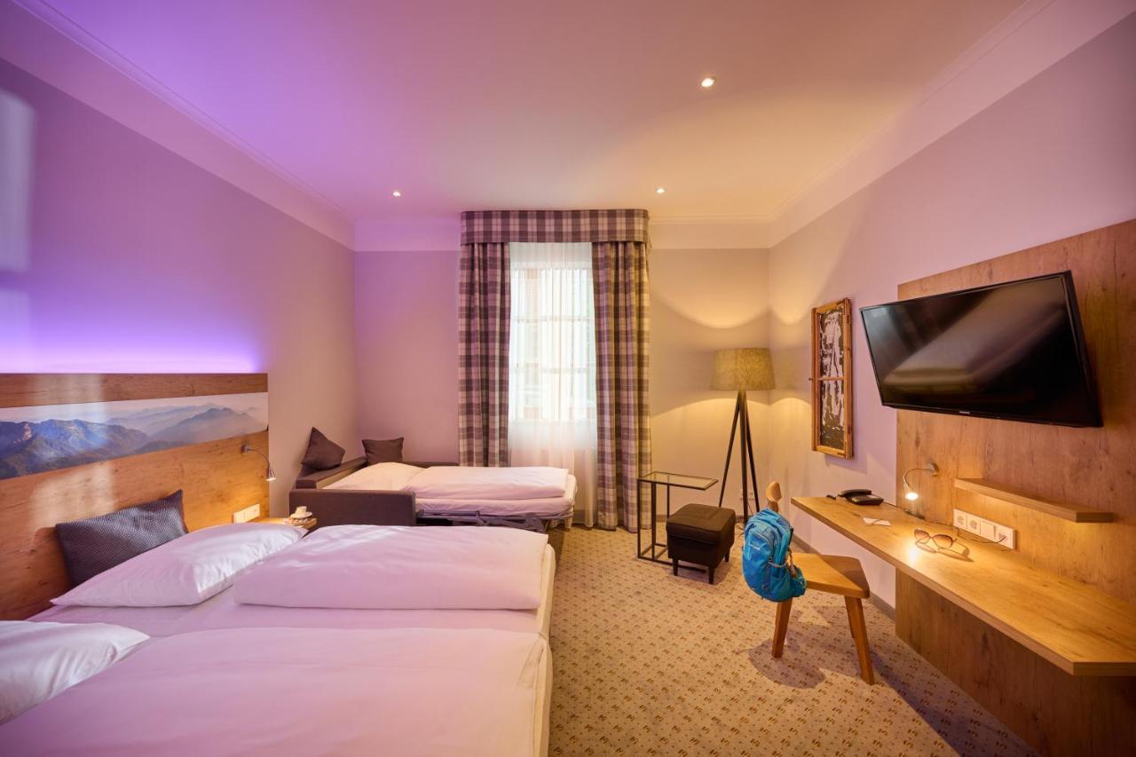 Hotel Lechnerhof Unterfoehring Ngoại thất bức ảnh