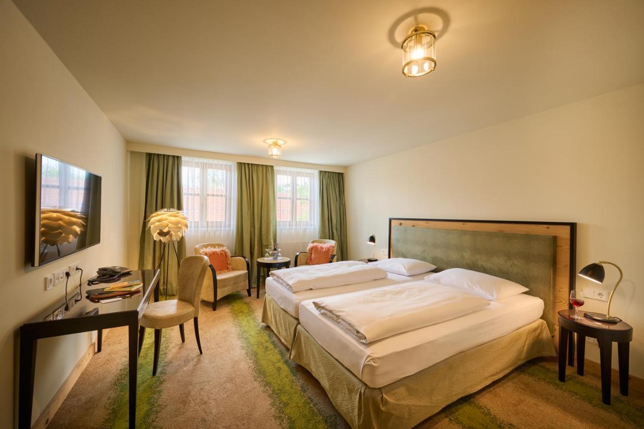 Hotel Lechnerhof Unterfoehring Ngoại thất bức ảnh