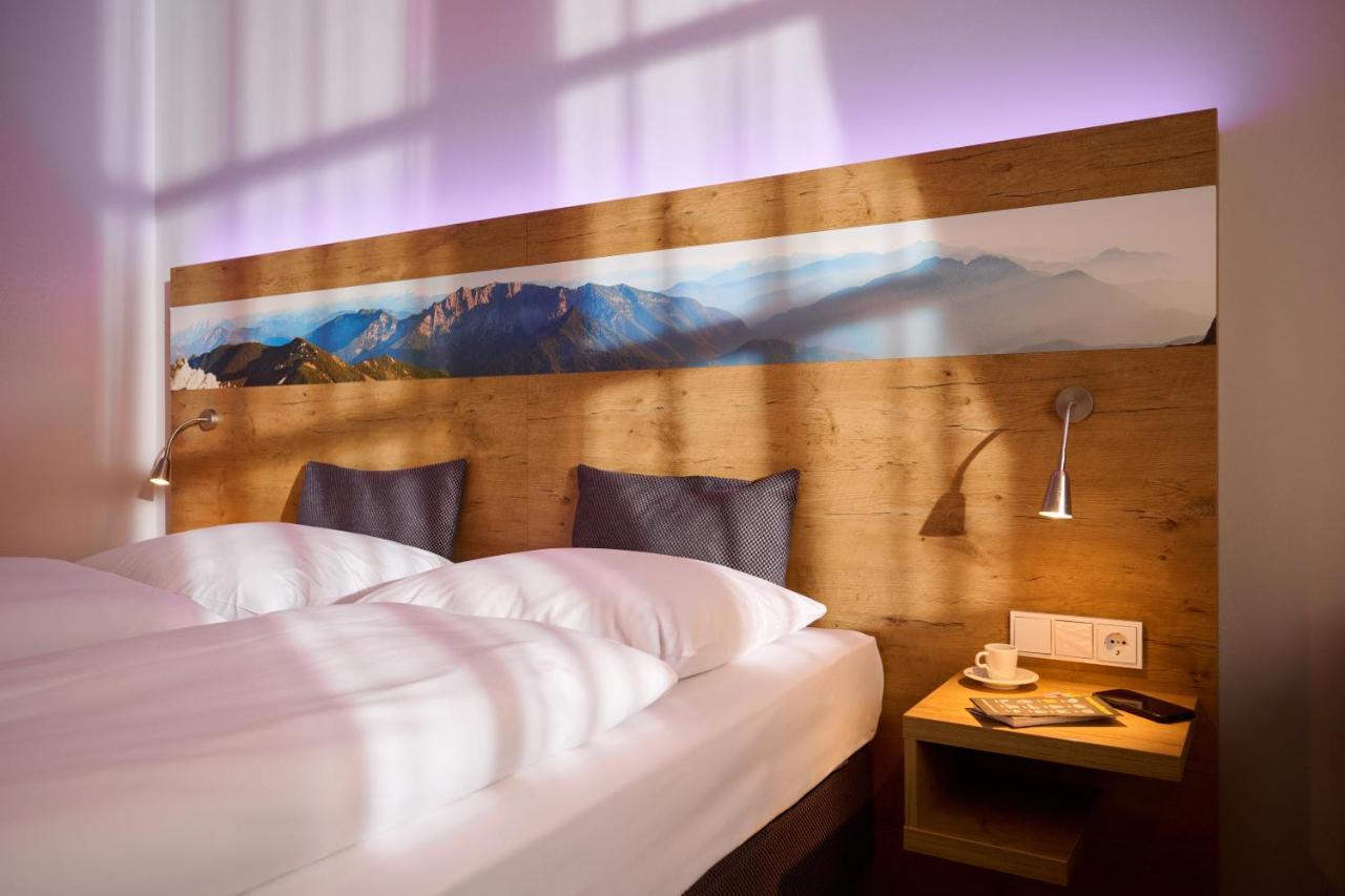 Hotel Lechnerhof Unterfoehring Ngoại thất bức ảnh