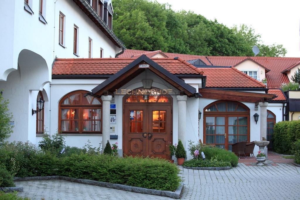 Hotel Lechnerhof Unterfoehring Ngoại thất bức ảnh